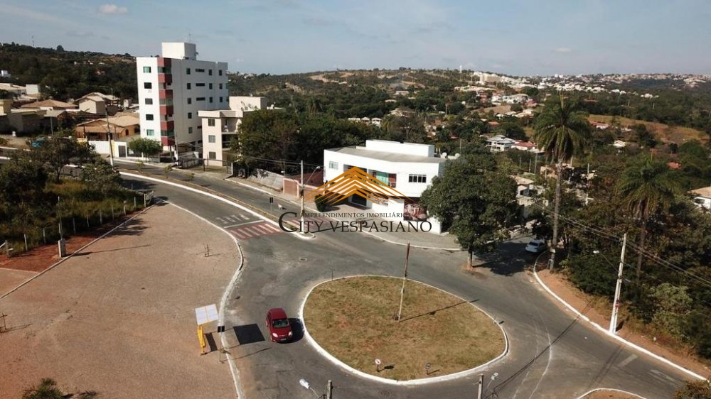 Apartamento • Jardim Imperial