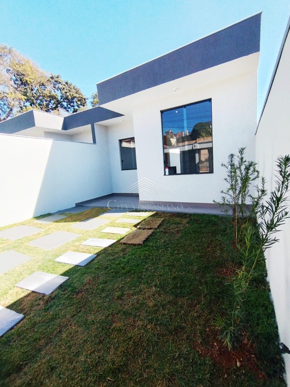 CASA  BAIRRO CELVIA