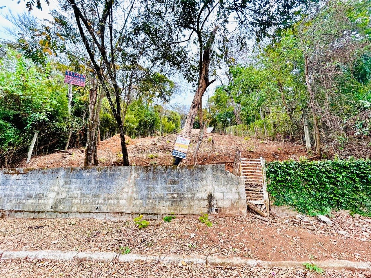 TERRENO JARDIM ENCANTADO VESPASIANO