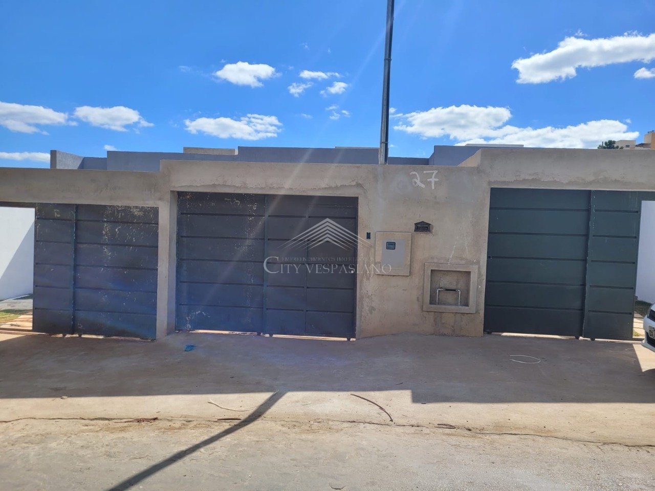CASA GEMINADA SERRA DOURADA VESPASIANO