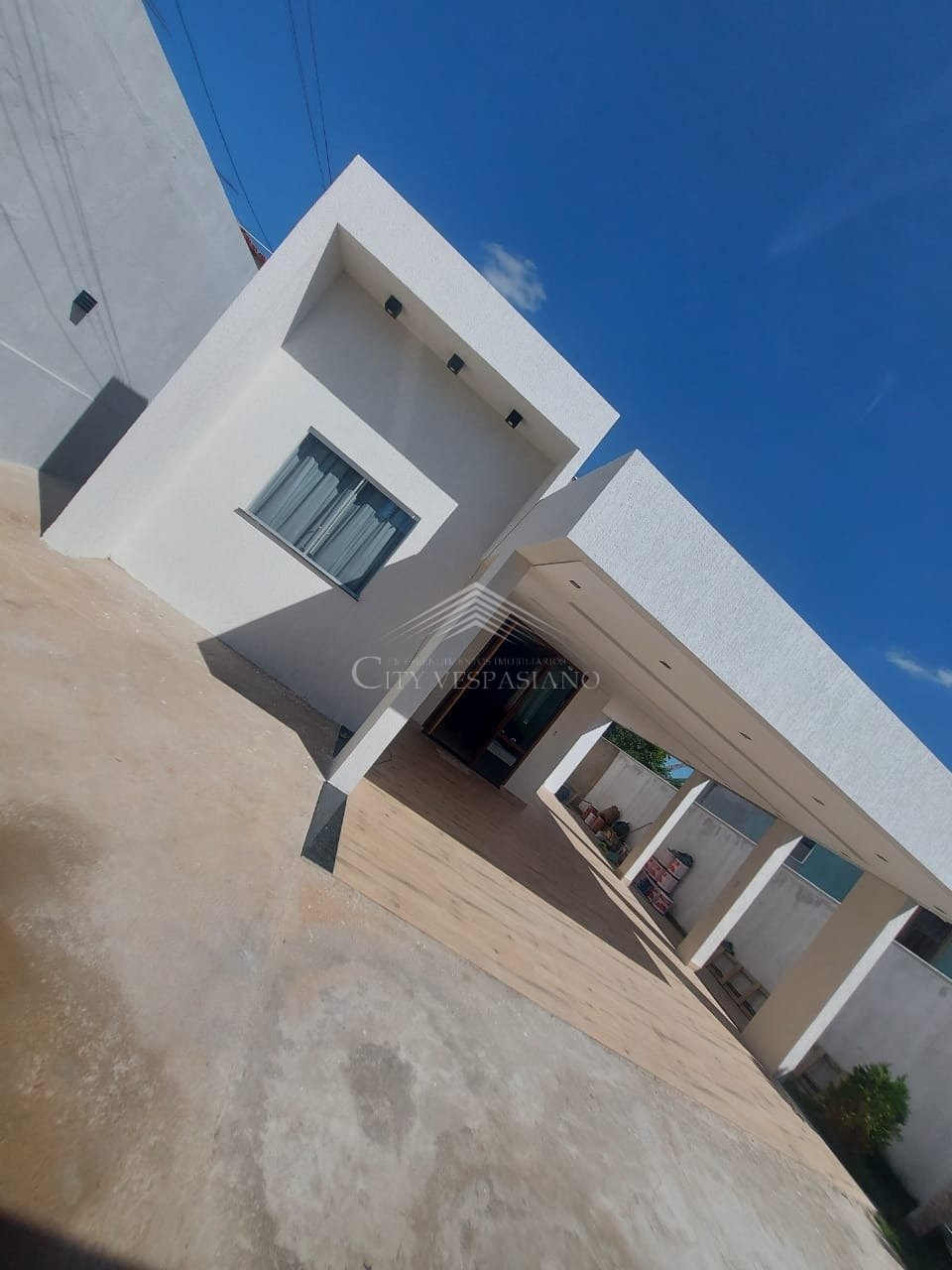 CASA BELO VALE