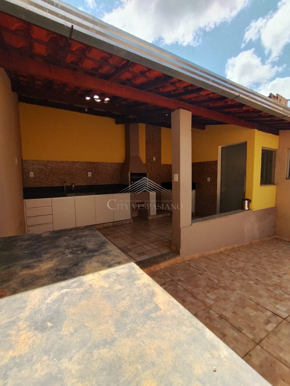 CASA BAIRRO CAIEIRAS
