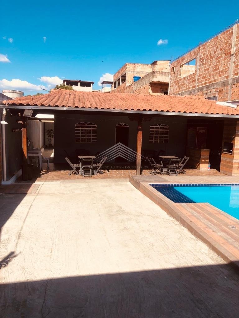 CASA SERRA DOURADA VESPASIANO