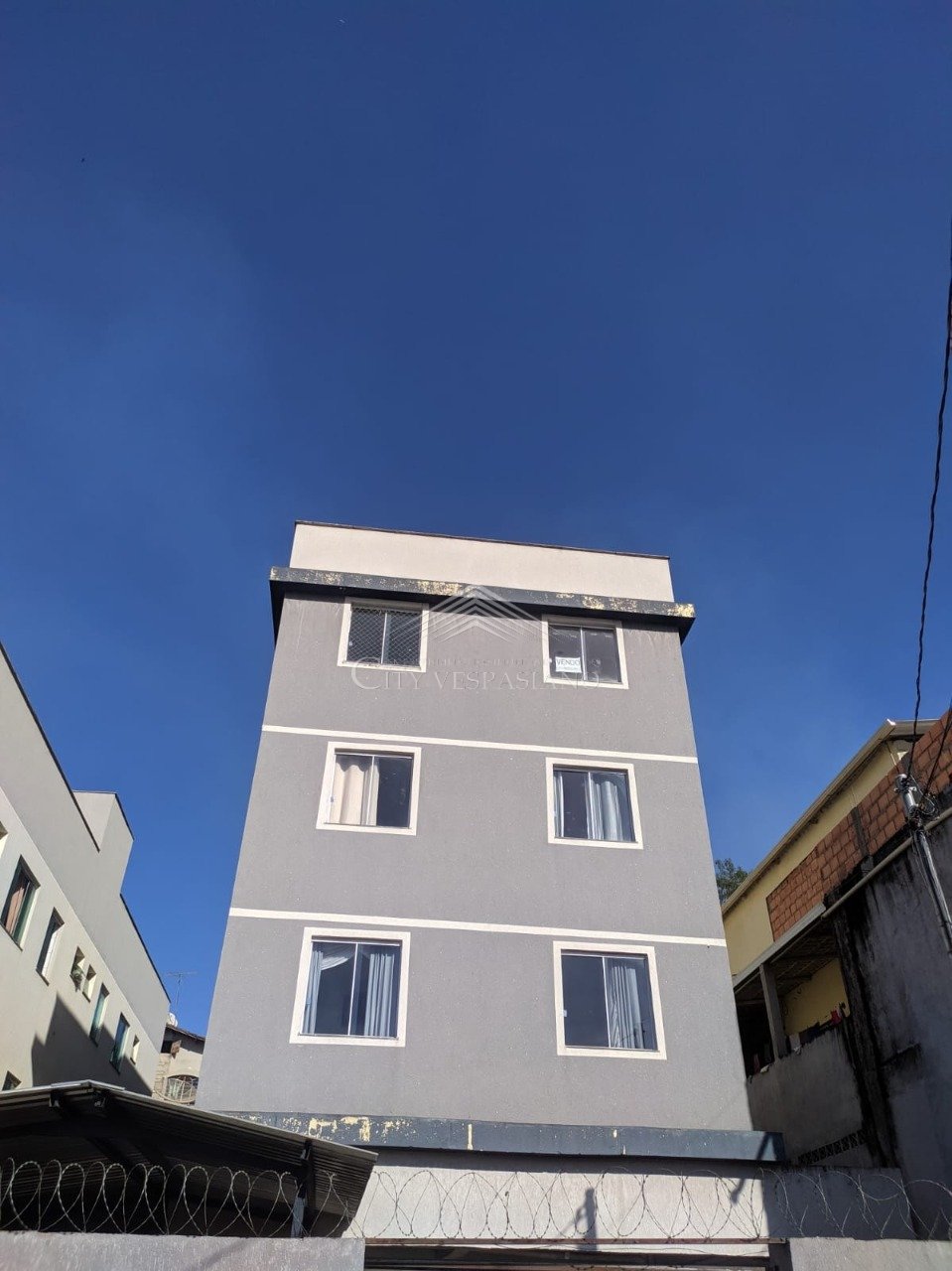 APARTAMENTO CÉLVIA VESPASIANO