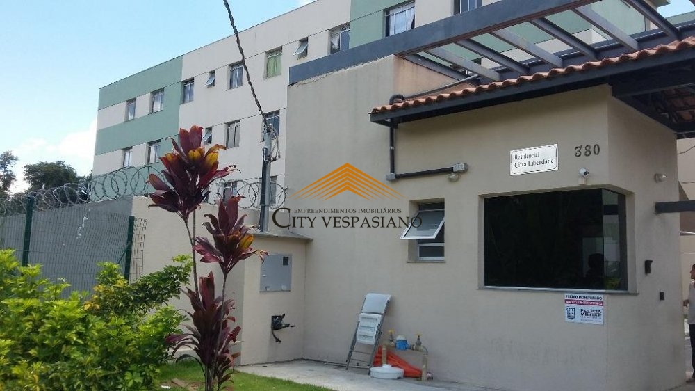 Casa em Condomínio • Santa Clara