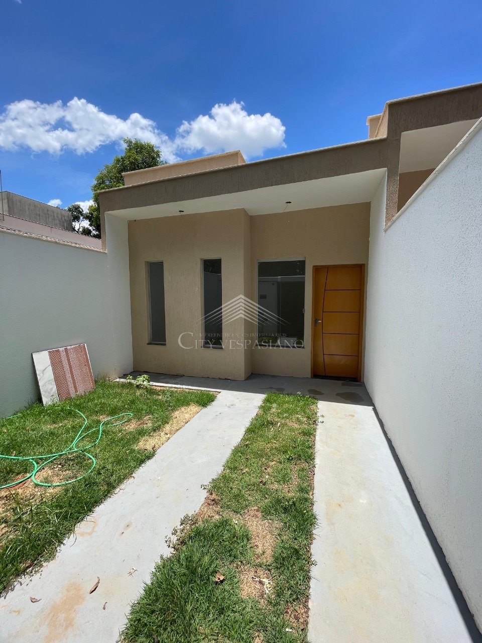 CASA GEMINADA EM CHACARAS CACHOEIRA - CA A