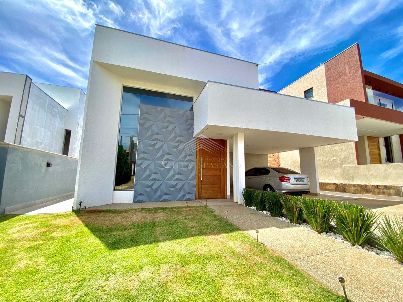 CASA CONDOMÍNIO GRAN PÁRK VESPASIANO