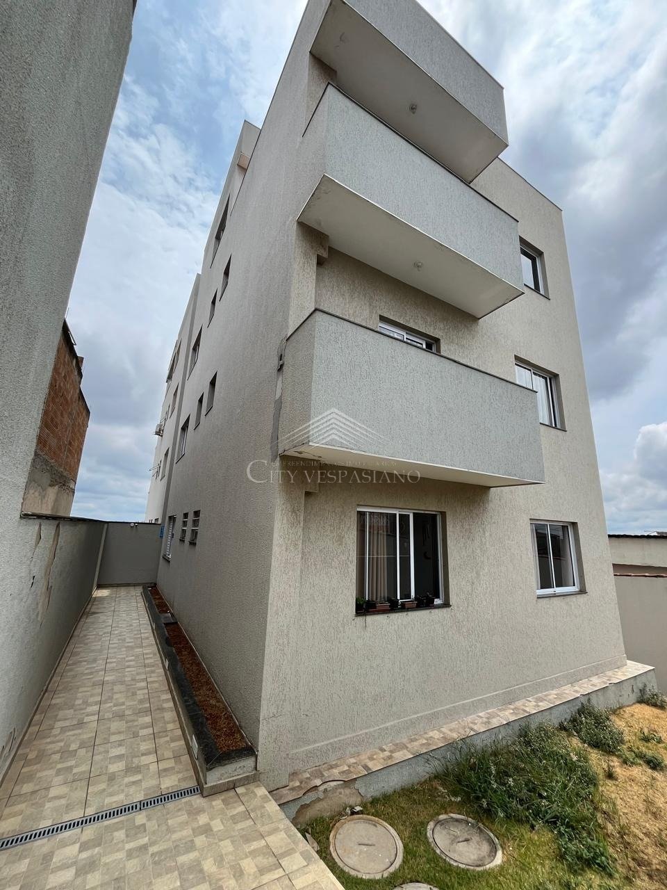 APARTAMENTO BAIRRO JARDIM DA GLORIA