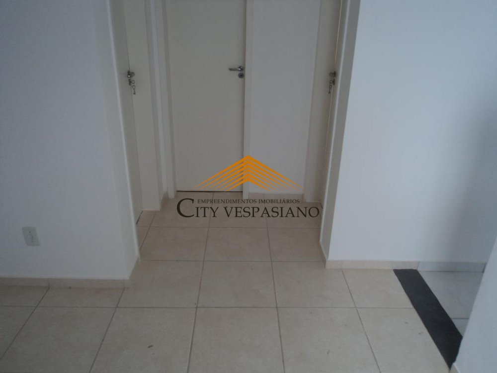 Casa em Condomínio • Condomínio Golden Class