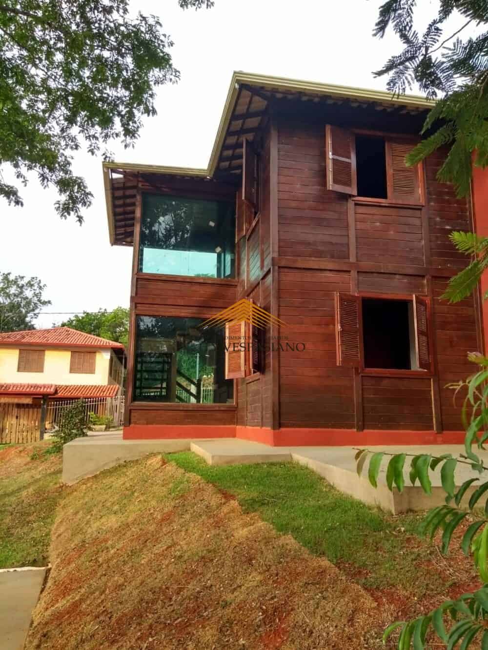 CASA NO COND. CANTO DO RIACHO
